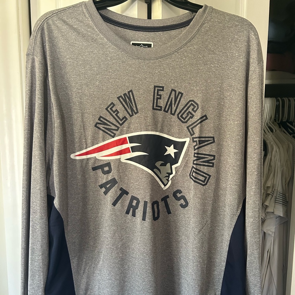 New England Patriots Gray Long Sleeve Shirt